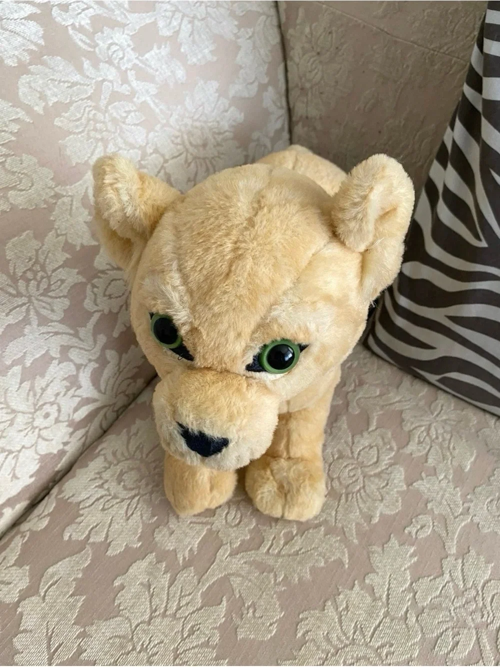 Disney Plush Tan Lion Cub Dog Toy with Green Eyes (Good)